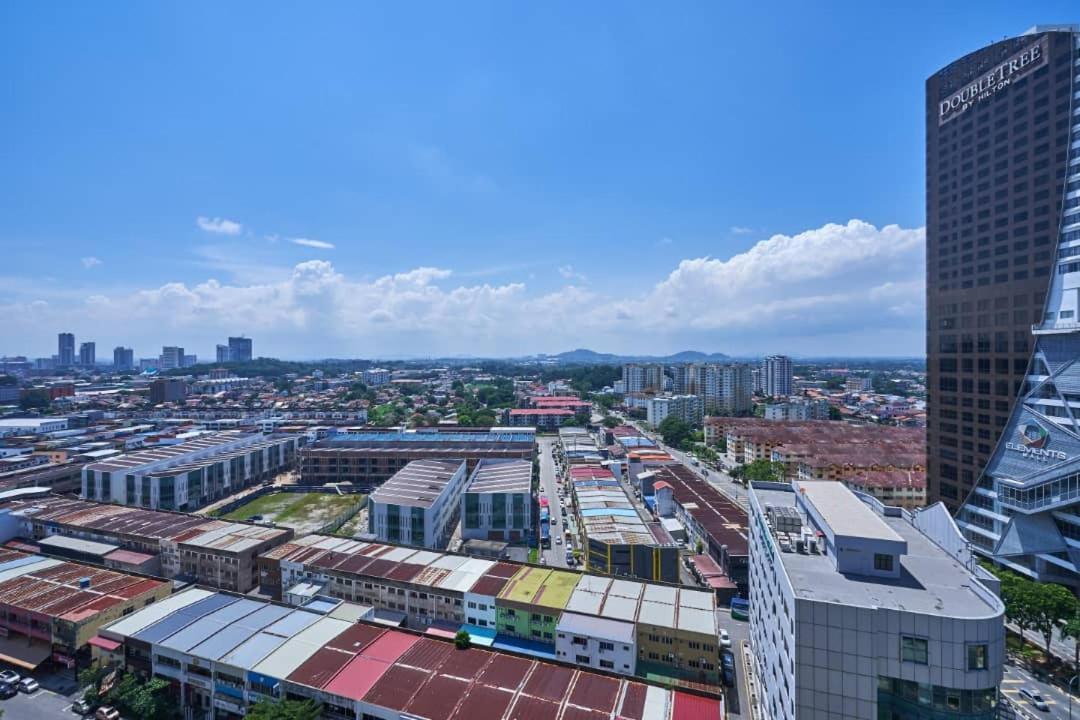 Homestay Shah Rizki At Imperio With Swimming Pool Muslim Friendly Melaka Zewnętrze zdjęcie