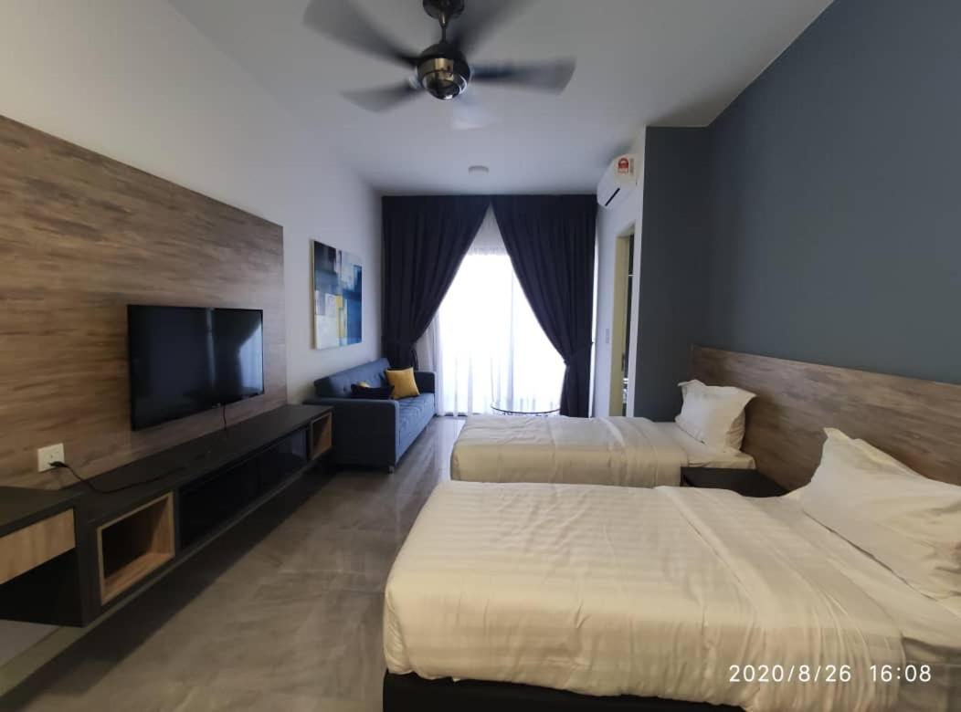 Homestay Shah Rizki At Imperio With Swimming Pool Muslim Friendly Melaka Zewnętrze zdjęcie