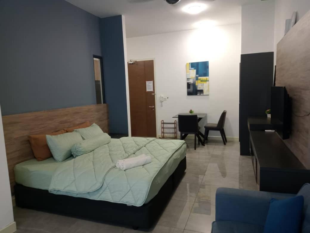Homestay Shah Rizki At Imperio With Swimming Pool Muslim Friendly Melaka Zewnętrze zdjęcie